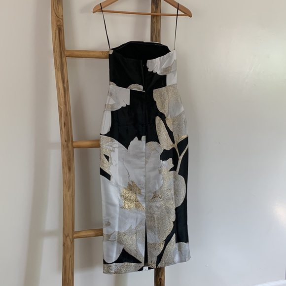 Brand new Anthropologie elegant floral strapless dress by Eva Franco with tag. - Picture 2 of 6